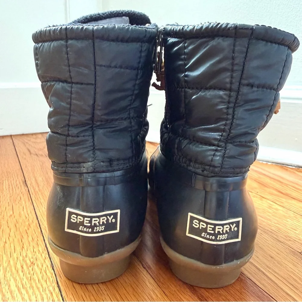 Sperry Saltwater Shiny Quilted Duckboot Black Side Zip Women’s Size 7